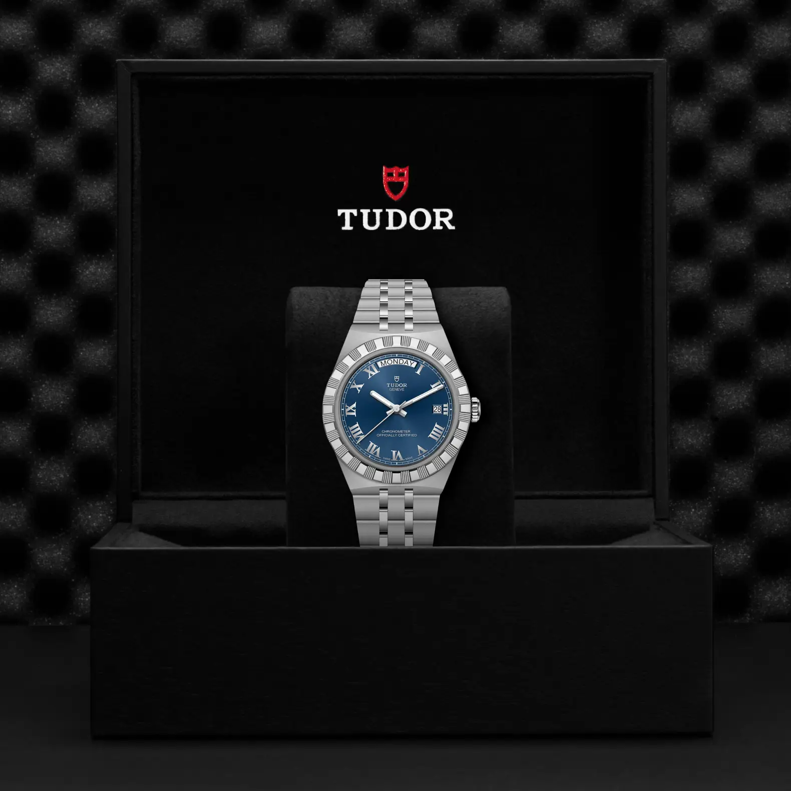 Reloj TUDOR Royal acero 40mm con esfera azul con números romanos: presentación en su caja oficial