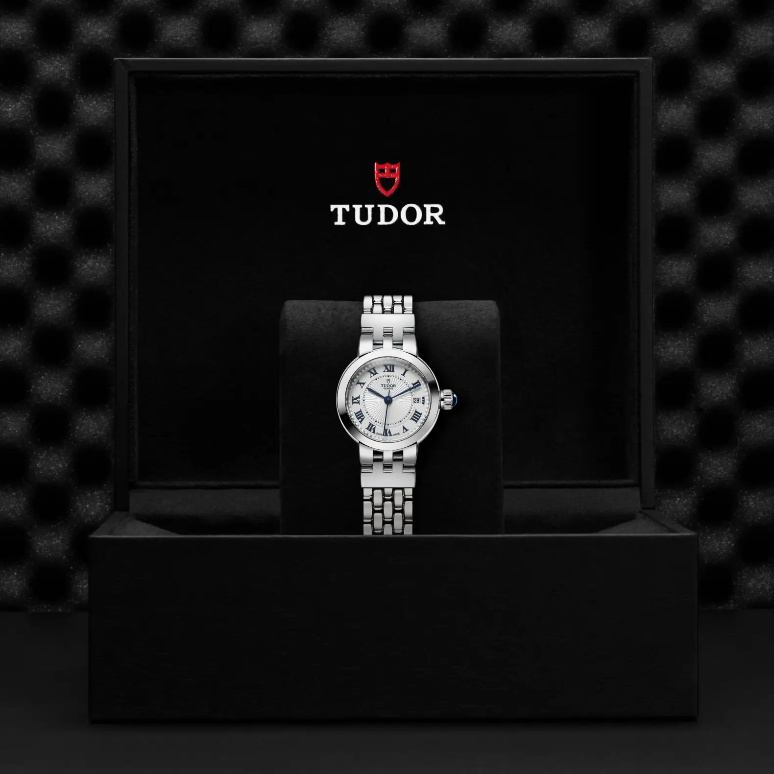 Reloj TUDOR Clair de Rose en acero 26 mm con esfera opalina: presentación en su caja oficial