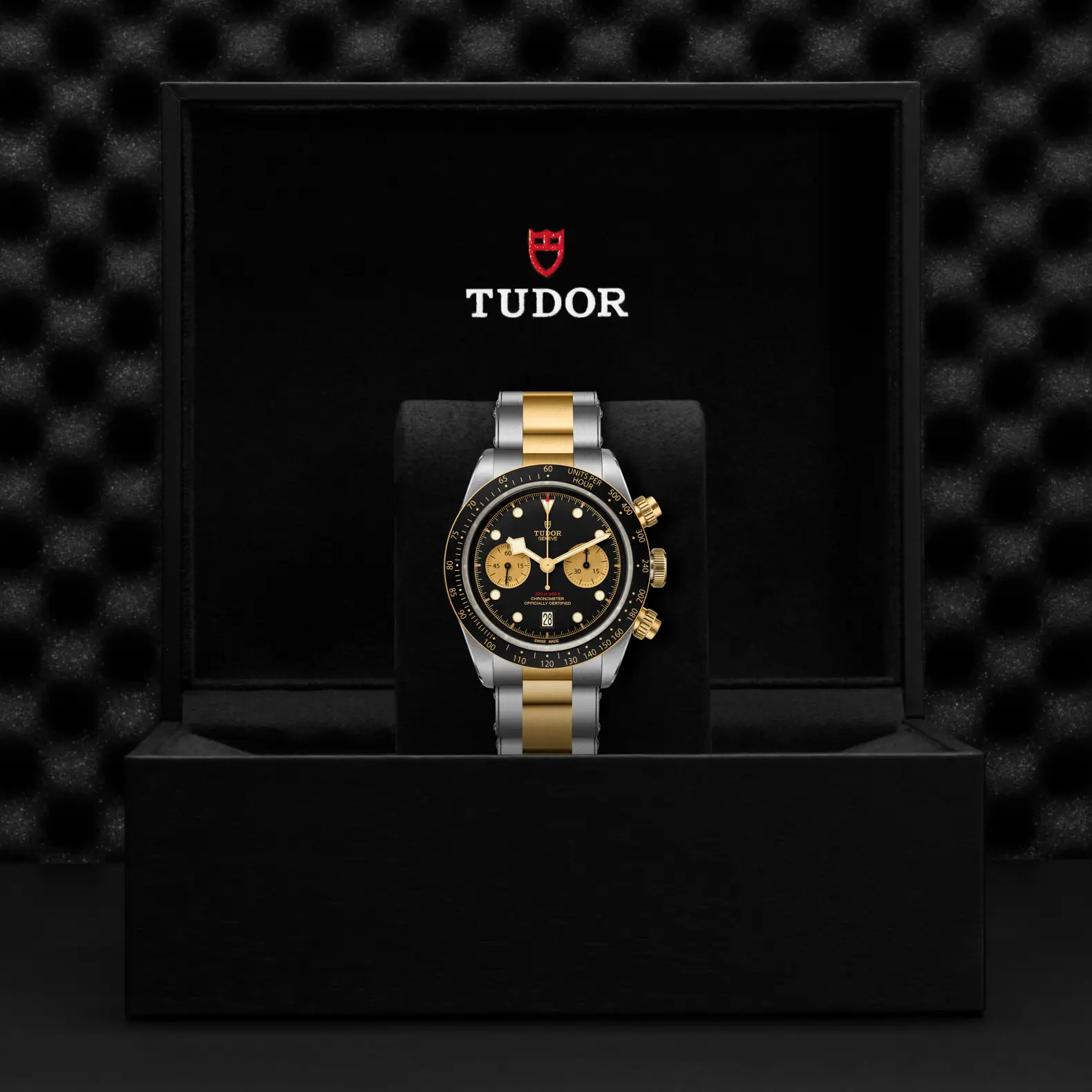 Reloj TUDOR Black Bay Chrono S&G con brazalete en acero y oro amarillo: presentación en su caja oficial
