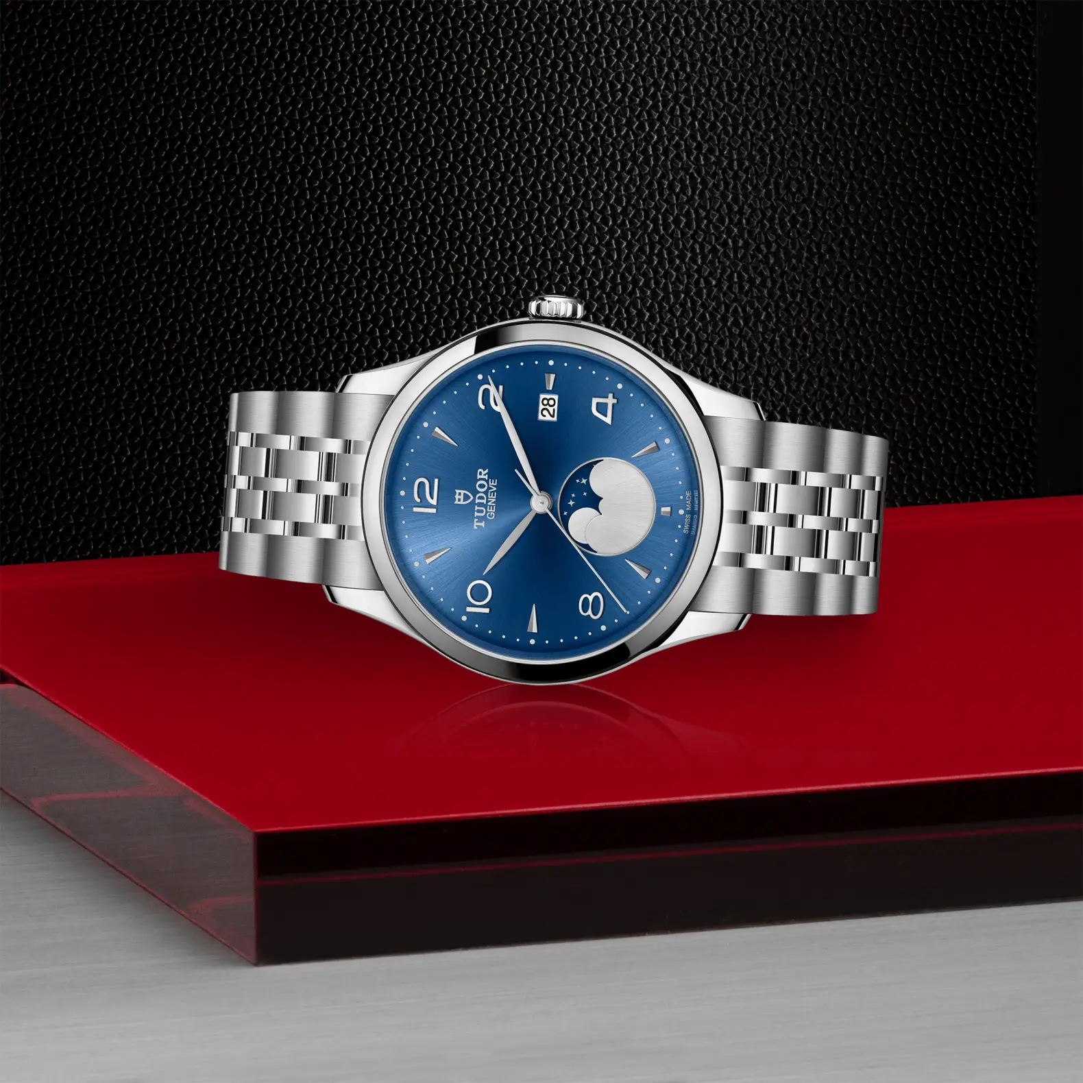 Reloj TUDOR 1926 Luna con esfera azul: vista de lado